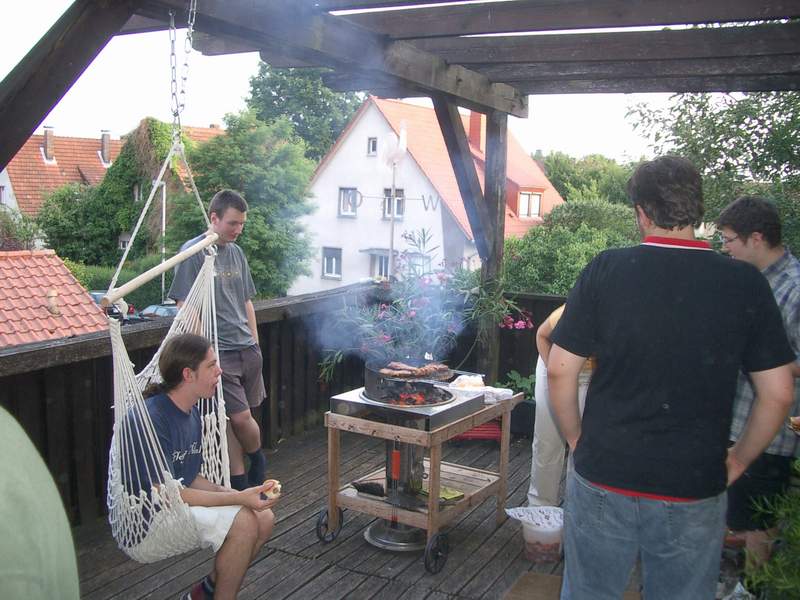 jaja, der grill. ab ging er, der grill ;)